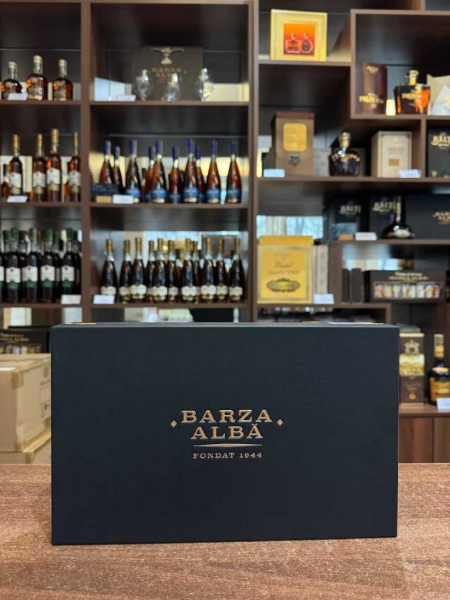 Набор коньяков "Barza Alba" 6 штук. 50 мл.