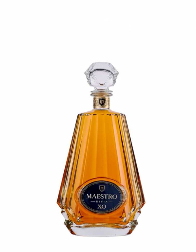 Коньяк «Maestro» Reserva, XO 10 лет. 0,7