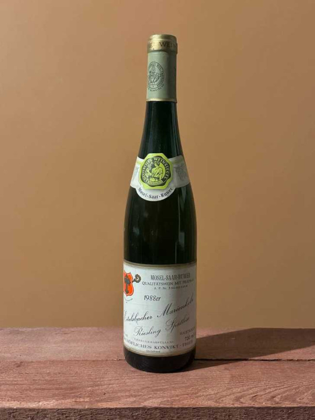 Вино «Eitelsbacher Marienholz» Riesling Spätlese halbtrocken 1988 года, Bischöfliches Konvikt Trier. 0,75 л.